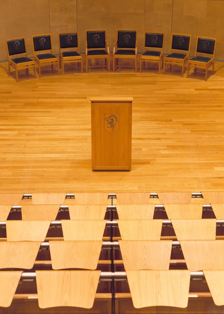 Queen's Lecture Theatre - Image 2