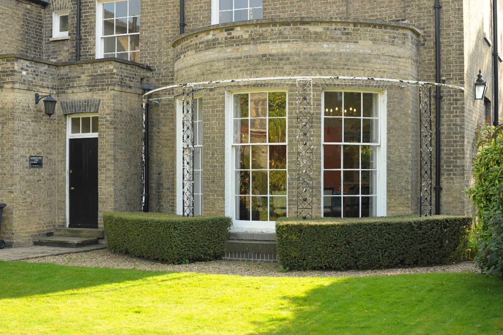 Camden House - Image 1