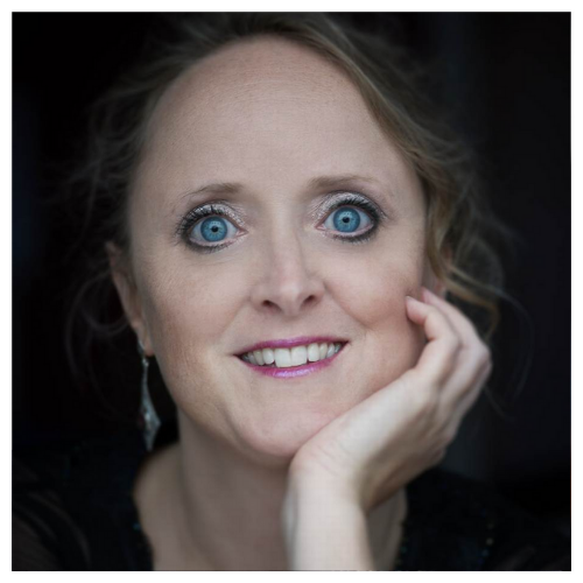 Travel Writers Walking Tour with Lucinda Hawksley