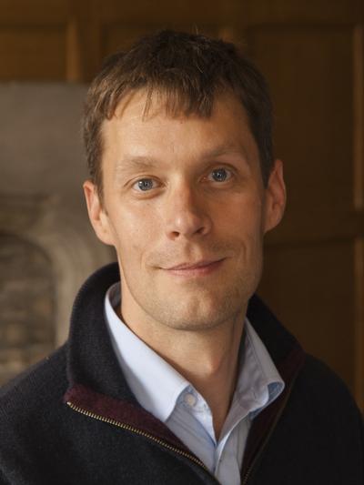 Photo of Professor Julian Hibberd